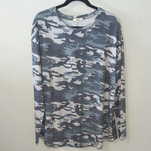 Easel Long-Sleeve Camo T-Shirt Green Gray White Flowy Oversized Women's Size L